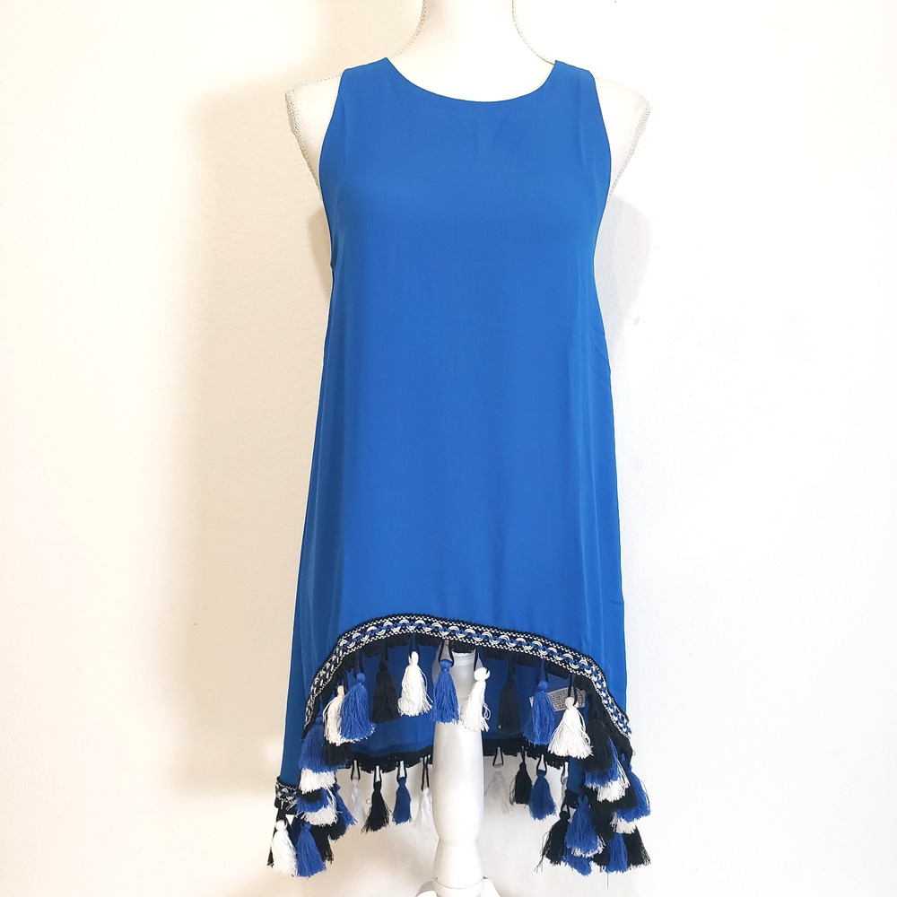NEW!! Free the Roses SIZE S Blue Hi-Lo Tassel Sleeveless Tunic Top Tie Back